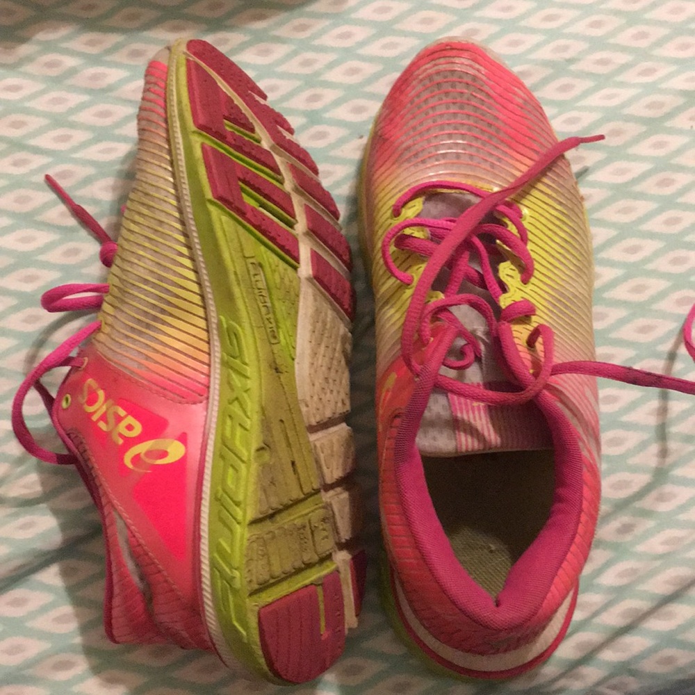 Asics Tennis Shoe